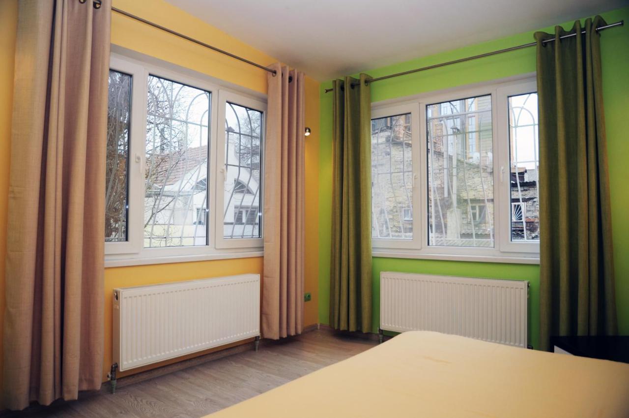 אודסה Homestay On Kanatna Street 57 מראה חיצוני תמונה
