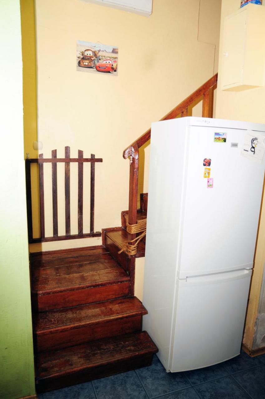 אודסה Homestay On Kanatna Street 57 מראה חיצוני תמונה